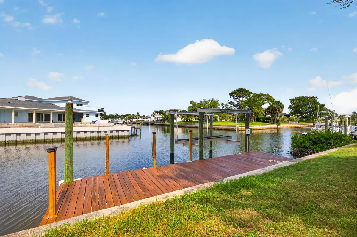 4623 Bay Crest Drive, Tampa, FL 33615 - #1