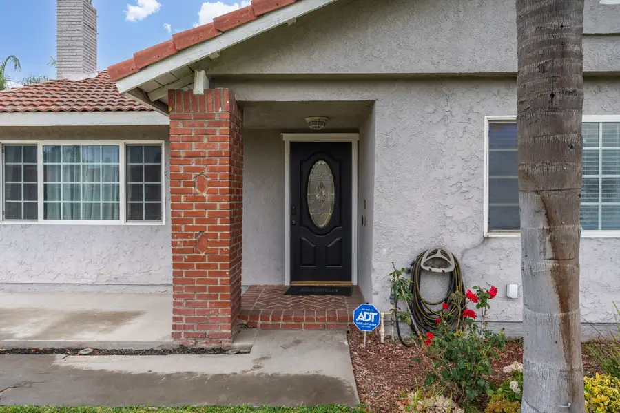 1648 W Wedgewood, Rialto, CA 92376 - Image #3