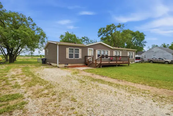 14370 SW Phyllis Rd, Rose Hill, KS 67133