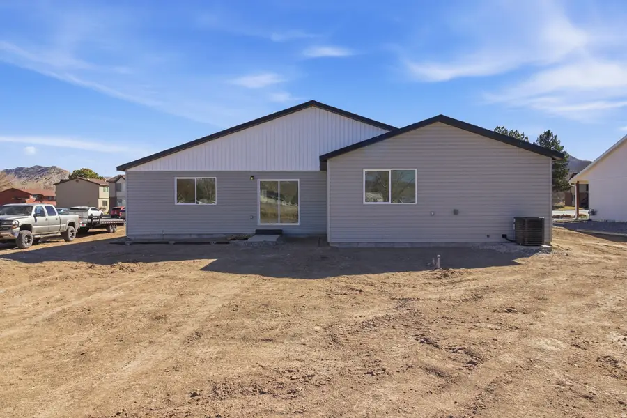 376 S Maple Dr, Salina, UT 84654 - #3