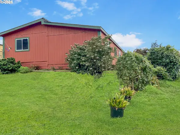 16391 Highway 101 #48, Brookings, OR 97415