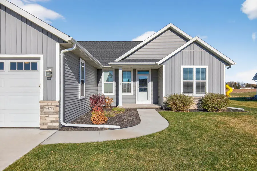 W6776 WILMINGTON LANE, Greenville, WI 54942 - Image #2