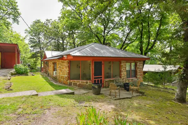 58 Oak Street, Locust Grove, OK 74352