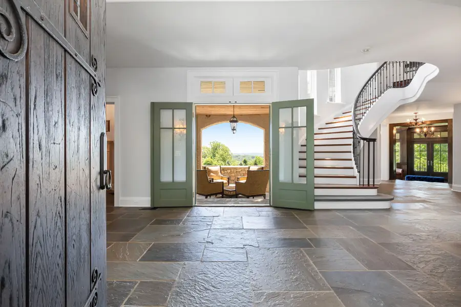211 Mountainview Estate, Bernardsville, NJ 07924 - #3