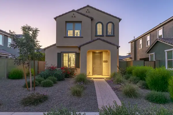 1943 W Lariat Lane, Phoenix, AZ 85085