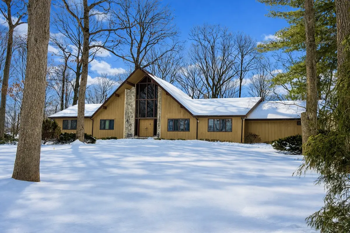 137 High Oaks Dr, Warren, NJ 07059 - #1