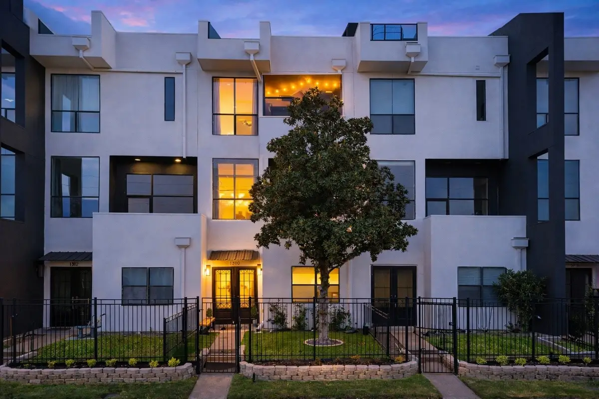 1310 W Dallas Street, Houston, TX 77019 - Image #1