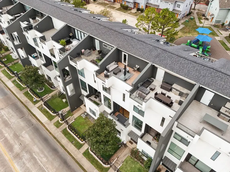 1310 W Dallas Street, Houston, TX 77019 - Image #3