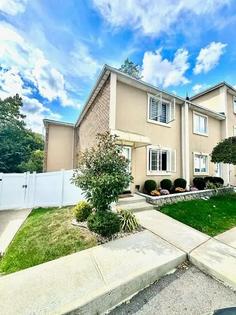 966 Clove Road #A, Staten Island, NY 10301 - Image #1