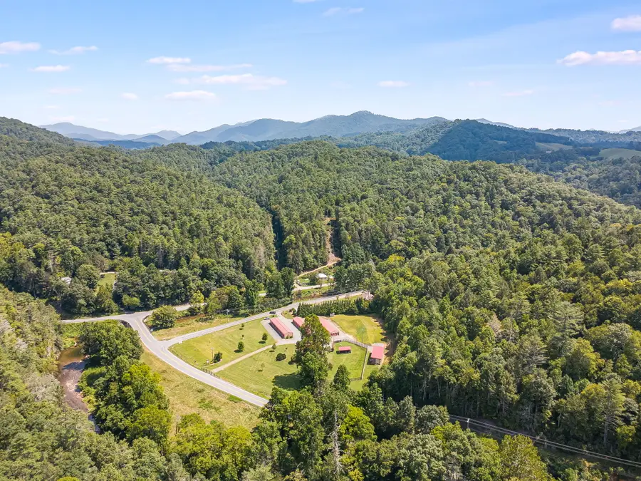 58 Guntertown Road, Marshall, NC 28753 - #3
