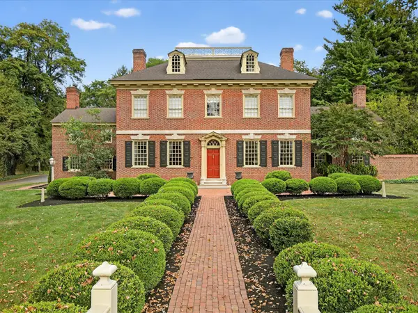 1101 Smallbrook Ln, YORK, PA 17403