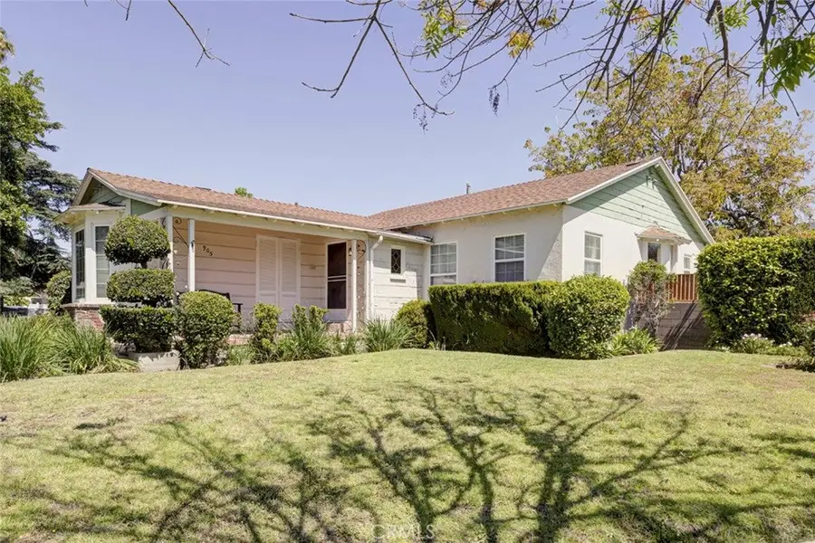 905 Alma Street, Glendale, CA 91202 - #2
