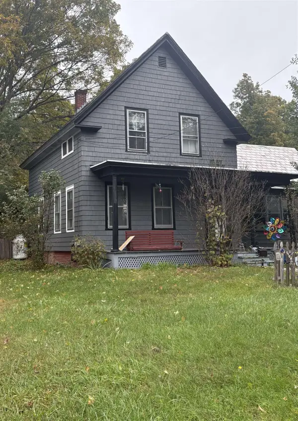 5 Highland Avenue, Hinsdale, NH 03451