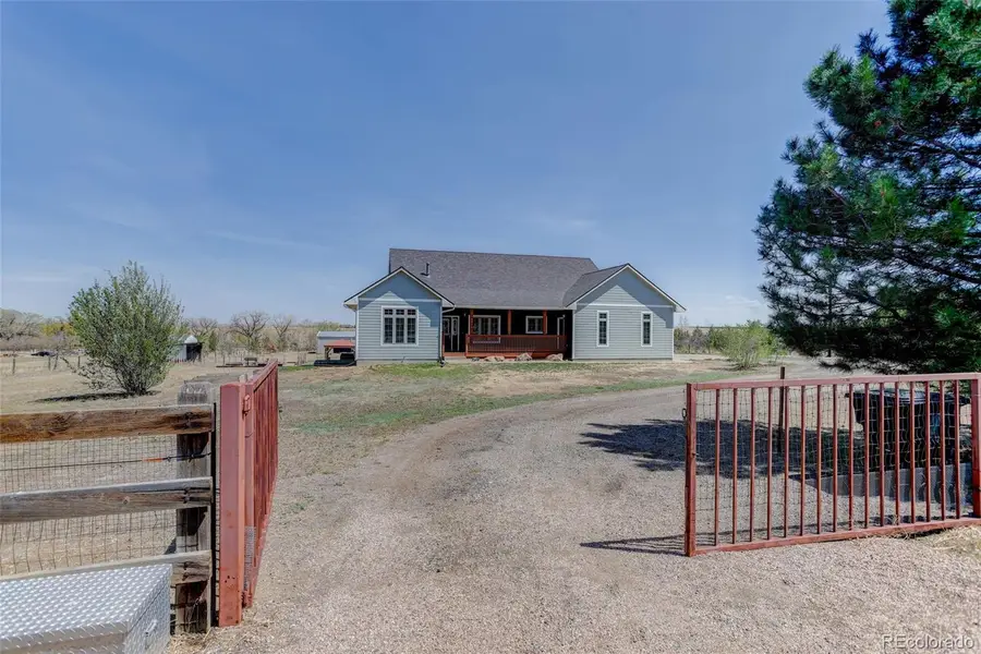 59956 E Commanche Way, Strasburg, CO 80136 - #3