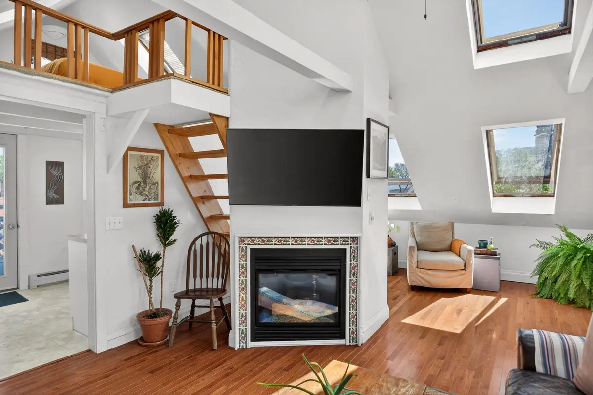 127 Bradford St #4, Provincetown, MA 02657 - #1