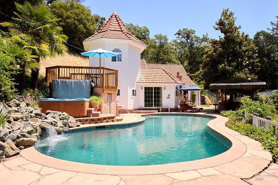 19400 Scenic Drive, Redwood Valley, CA 95470 - #3