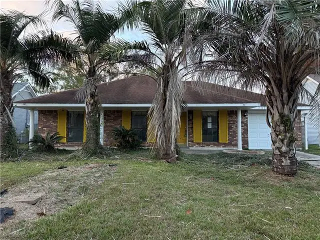 422 Portsmouth Drive, Slidell, LA 70460 - Image #1