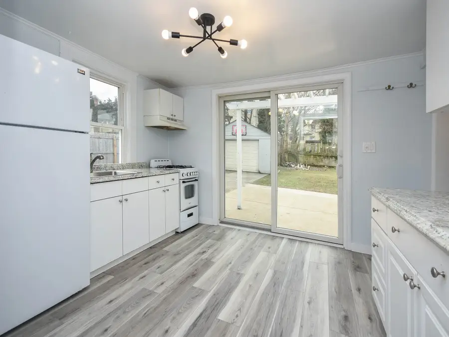 12 2nd Avenue, Port Washington, NY 11050 - #2