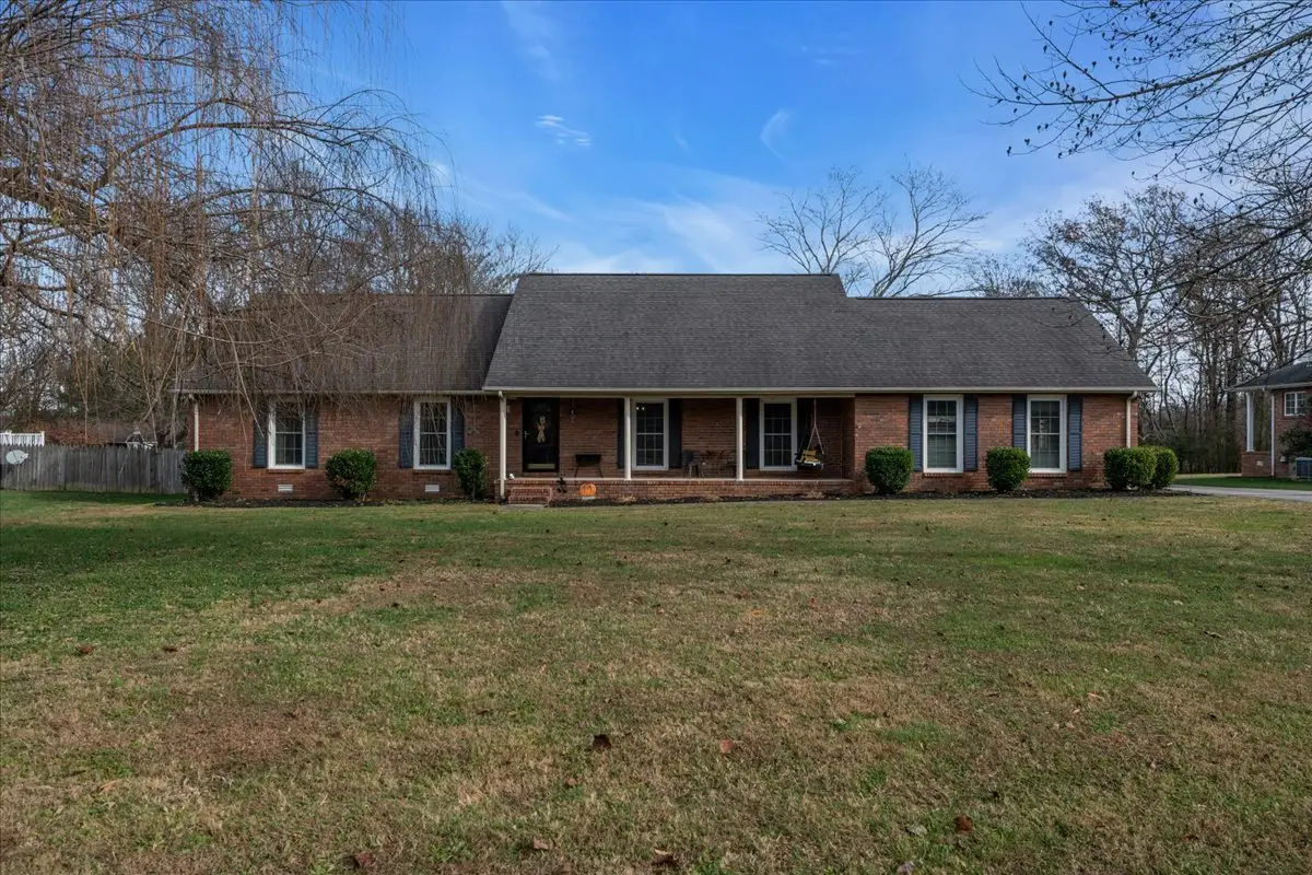 105 Safley Ct, Tullahoma, TN 37388 - Image #1