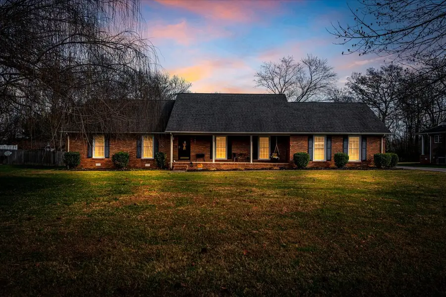 105 Safley Ct, Tullahoma, TN 37388 - Image #2