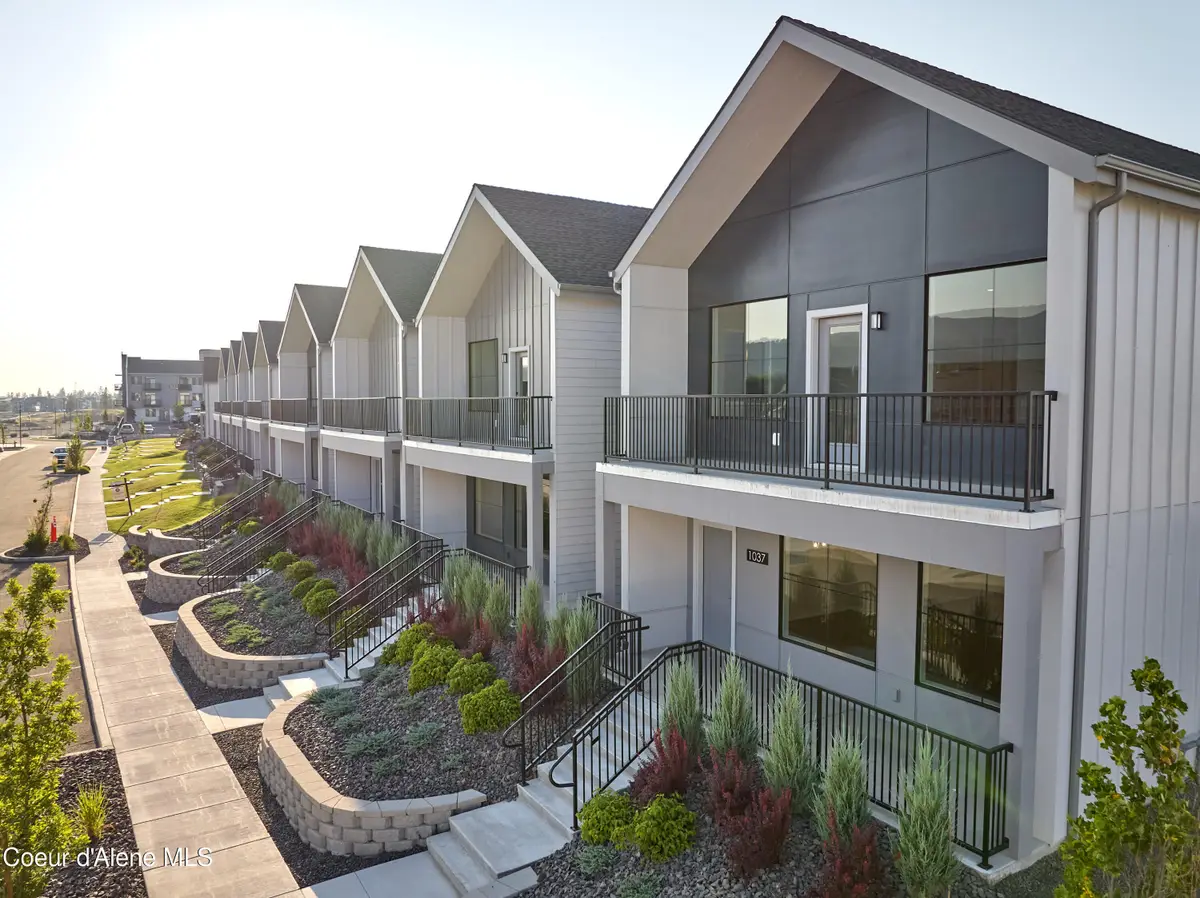 1037 E RAILROAD AVENUE, Post Falls, ID 83854 - Image #1