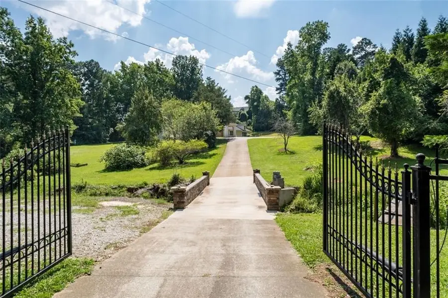 3309 Bethany Bend, Alpharetta, GA 30004 - Image #2