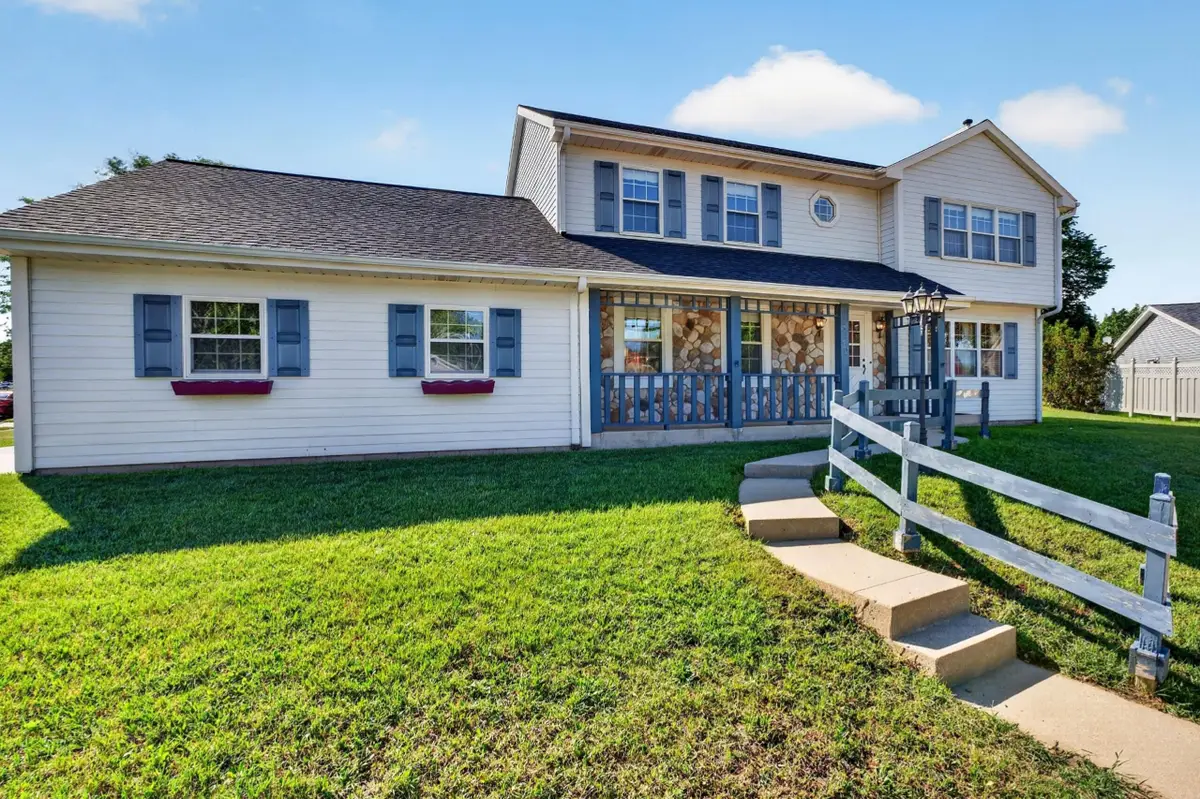 3110 Sherman Ct, South Milwaukee, WI 53172 - #1