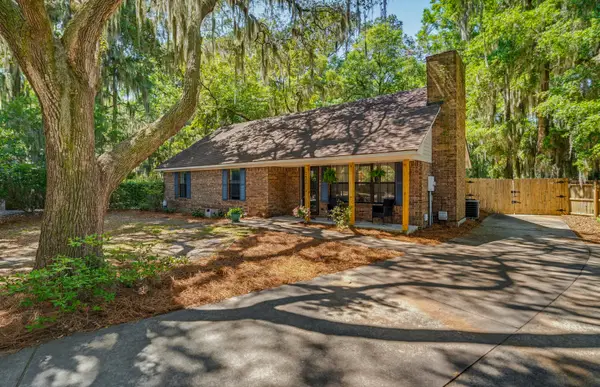 2406 Grinkley Court, Port Royal, SC 29935