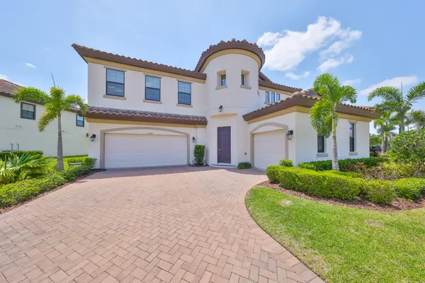 11909 Climbing Fern Avenue, RIVERVIEW, FL 33579