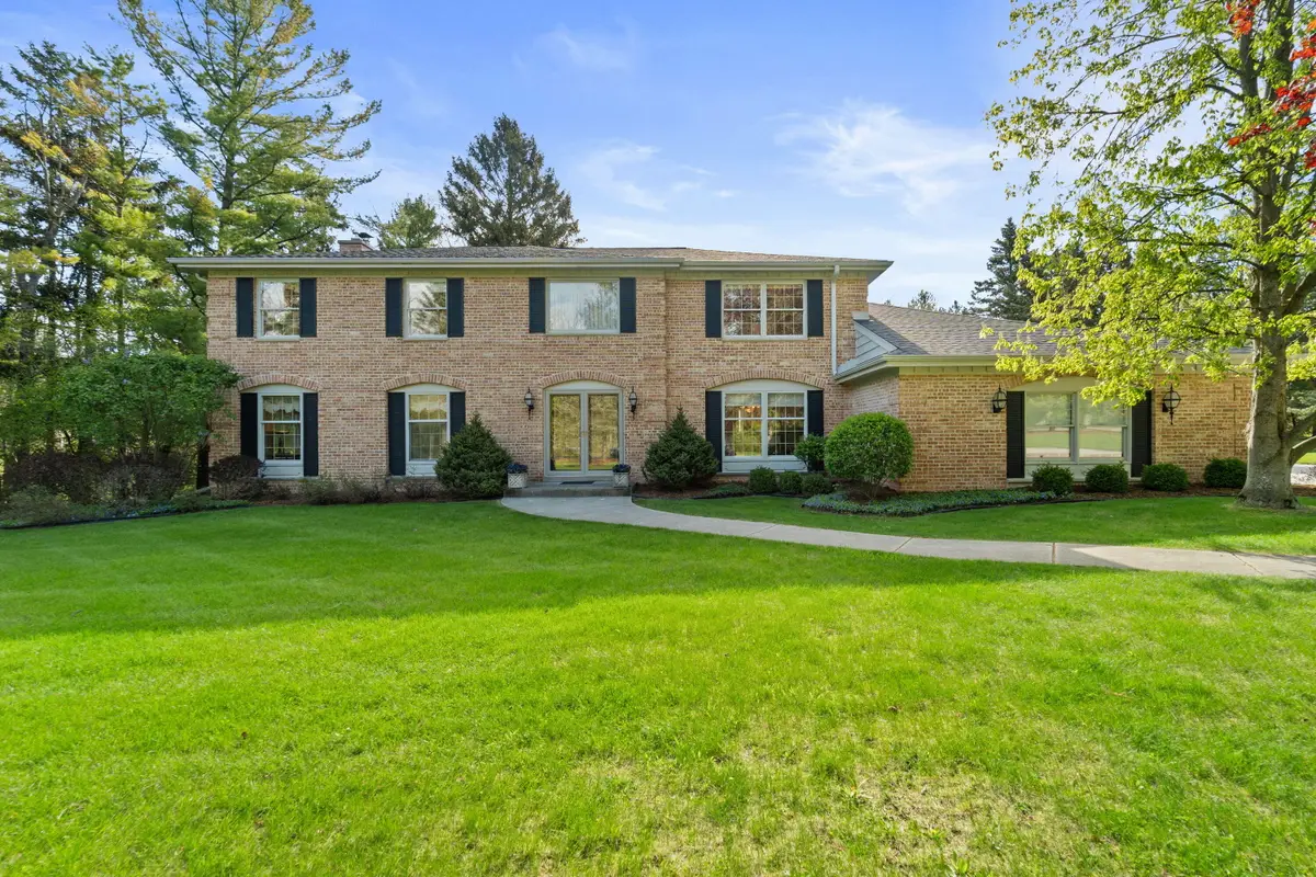 9840 N Otto Rd, Mequon, WI 53092 - #1