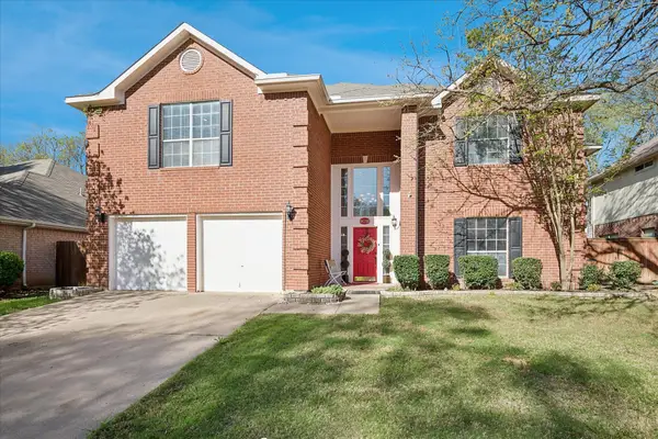 6016 Red Fern Drive, Arlington, TX 76001
