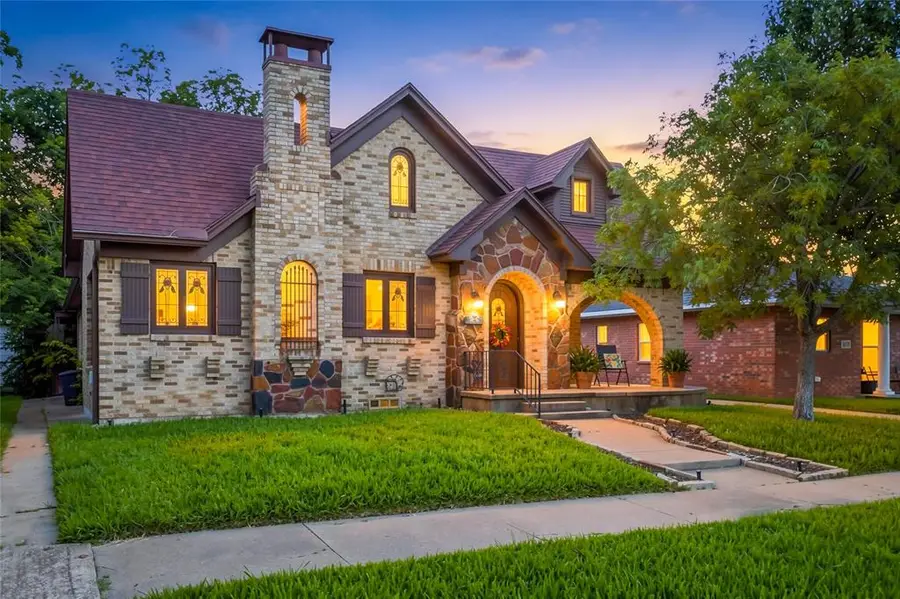 815 W Woodard Street, Denison, TX 75020 - #3