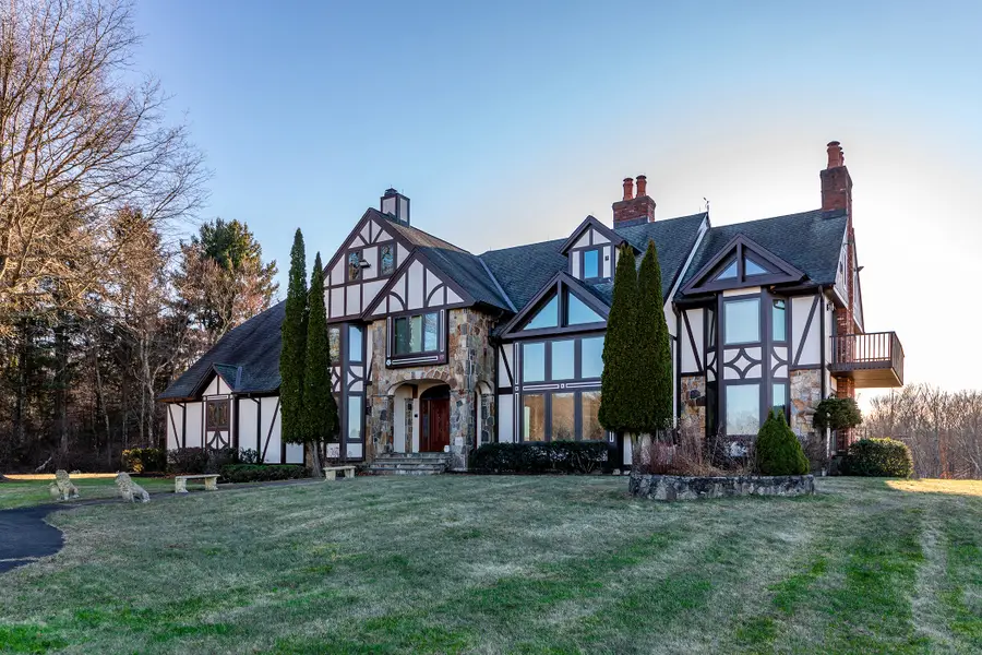 233 Southbury Road, Roxbury, CT 06783 - Image #2