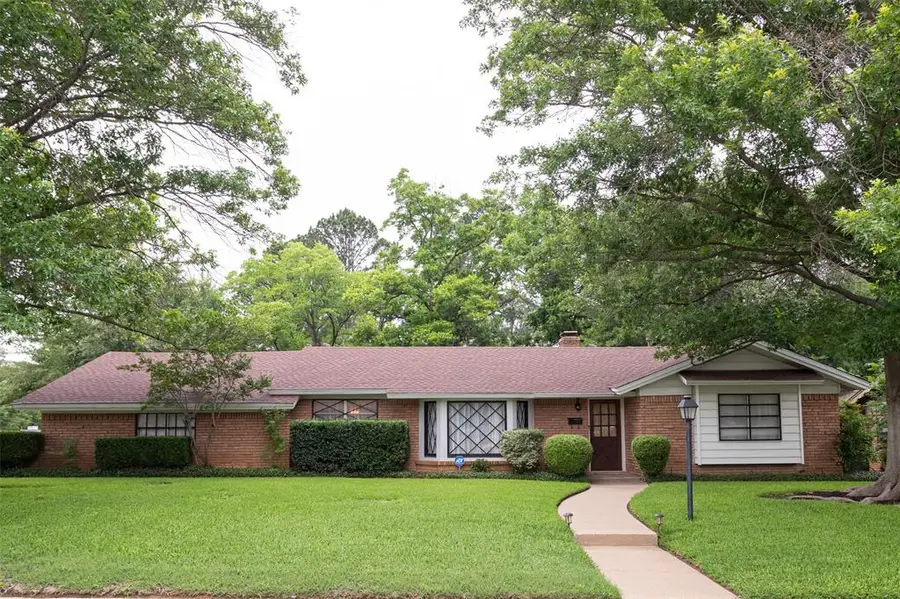 7101 Jewell Avenue, Fort Worth, TX 76112 - #3