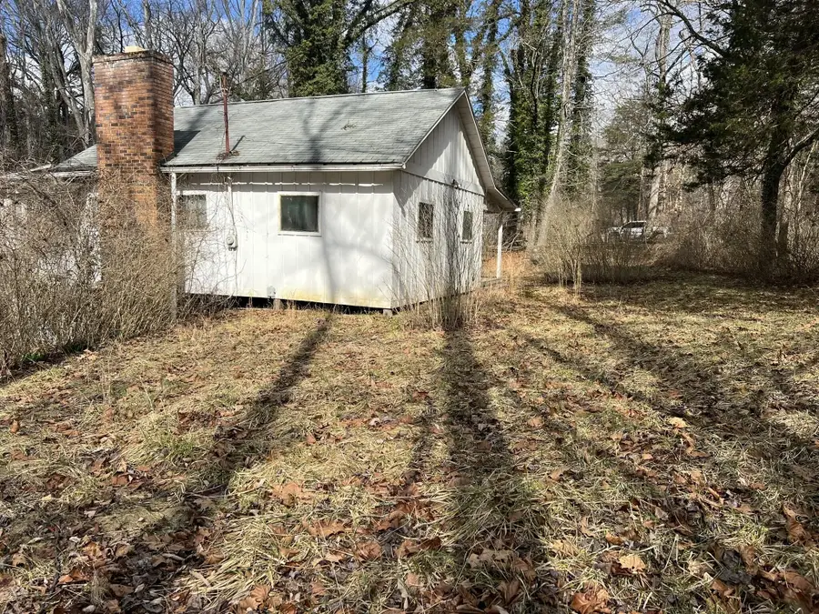 3162 Barger Springs Rd, Forest Hill, WV 24935 - #3
