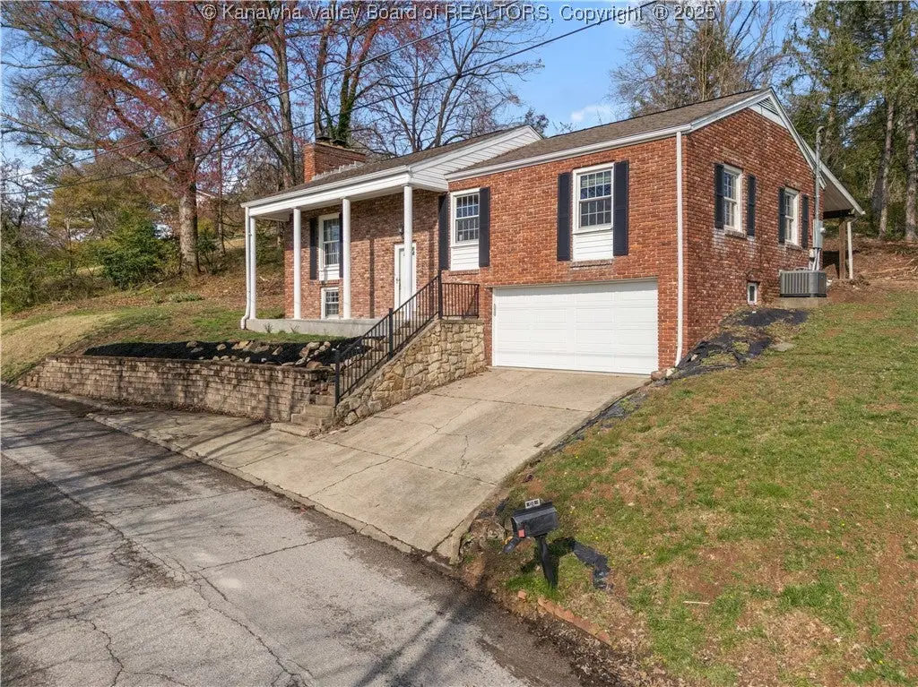 1501 Knob Road, Charleston, WV 25314 - #1