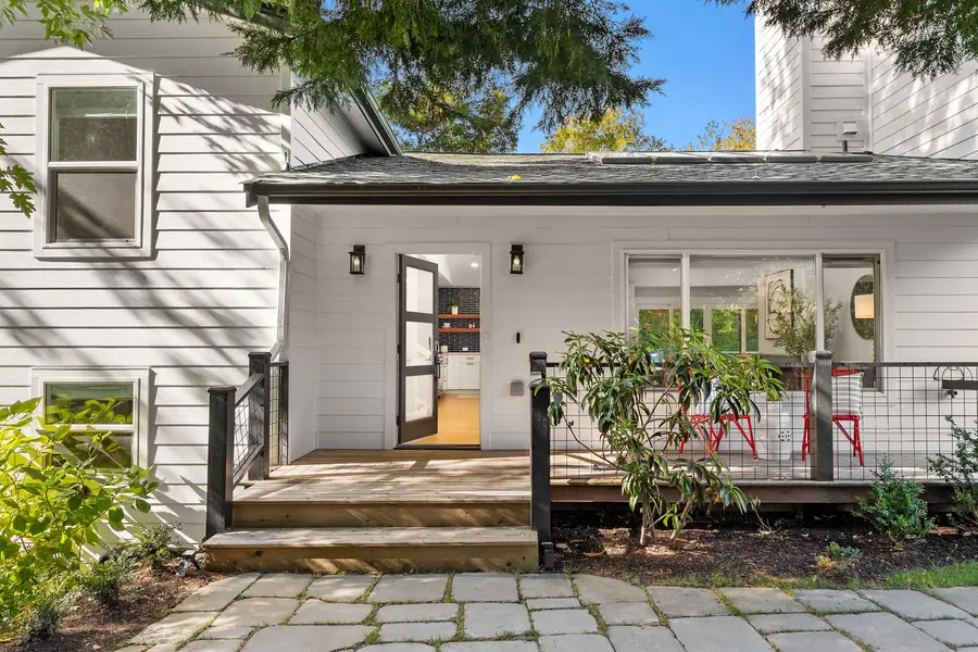 689 Pierce Court Nw, Bainbridge Island, WA 98110 - #3