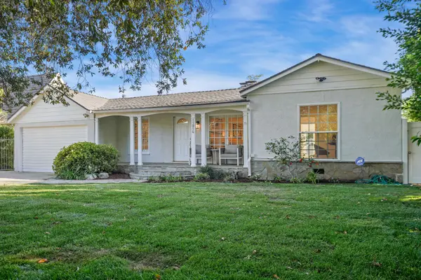 11814 Hesby Street, Valley Village, CA 91607