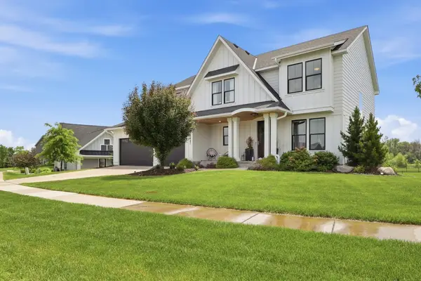 18447 75th Place N, Maple Grove, MN 55311
