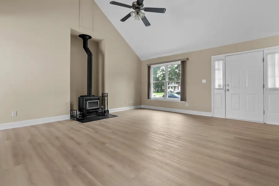 317 Spurlane Circle, Chesapeake, VA 23322 - #3