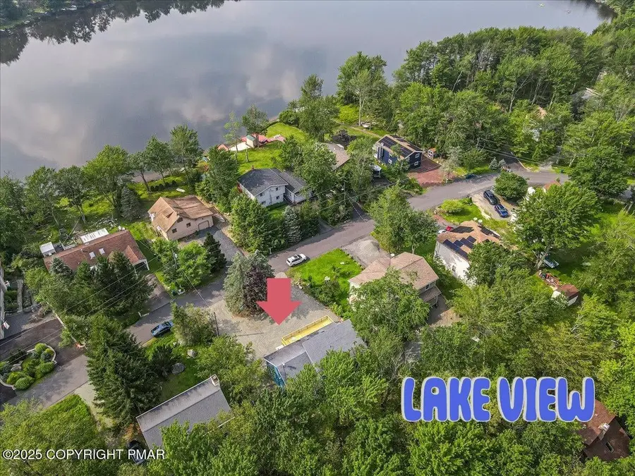 3197 Carobeth Drive, Tobyhanna, PA 18466 - Image #2