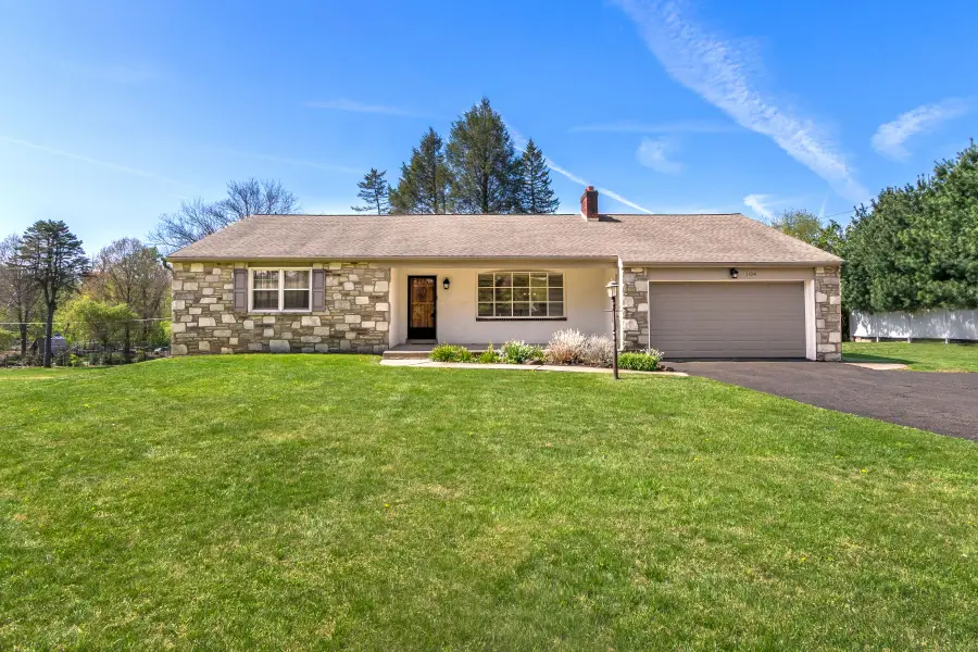 1104 Almshouse Rd, Ivyland, PA 18974 - #2