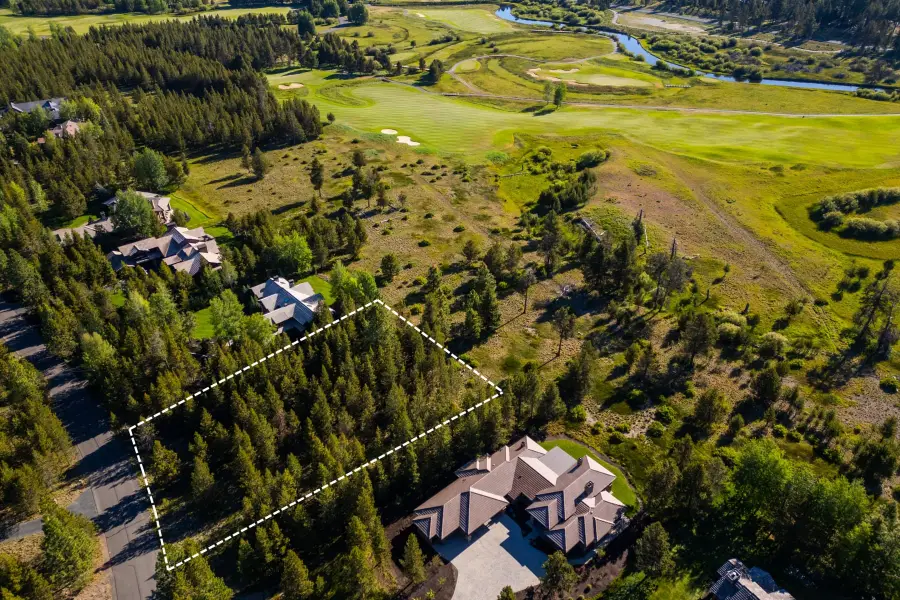 56340 Twin Rivers, Bend, OR 97707 - Image #3