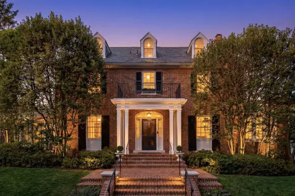 3609 Edmunds St Nw, WASHINGTON, DC 20007