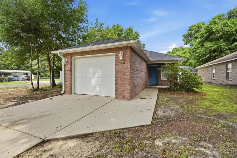 5530 Royal Street, Crestview, FL 32539 - #2