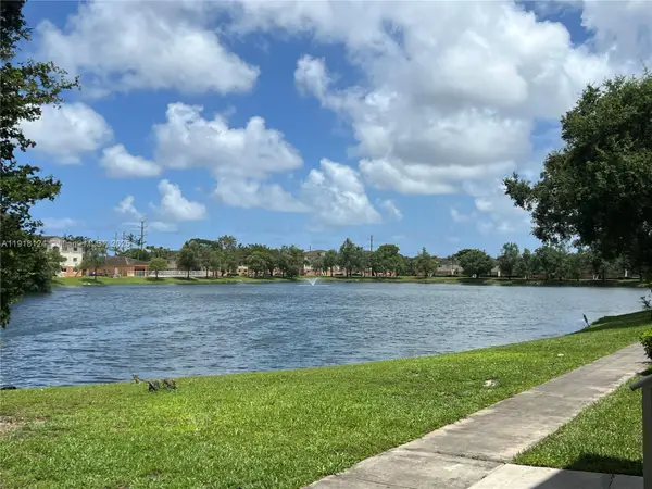 3690 N 56th Ave #916, Hollywood, FL 33021