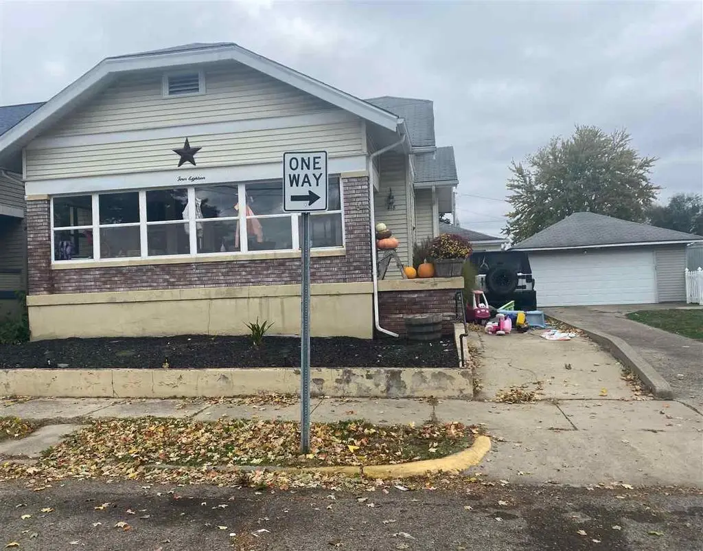 418 W 17th Street, Connersville, IN 47331 - Image #1