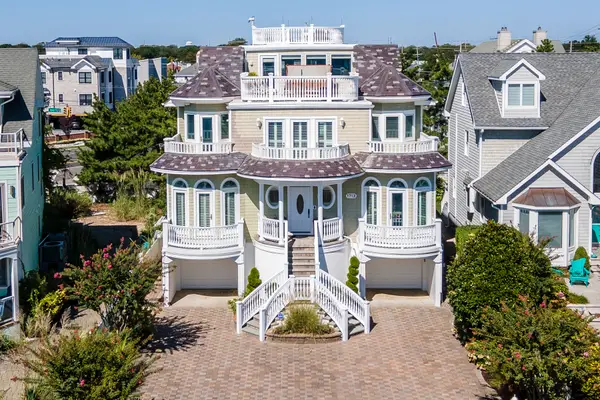 1713 Beacon Lane, Point Pleasant Beach, NJ 08742