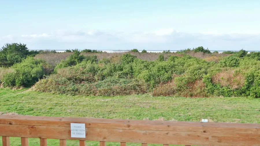 643 Ocean Shores Boulevard Nw #303, Ocean Shores, WA 98569 - Image #3