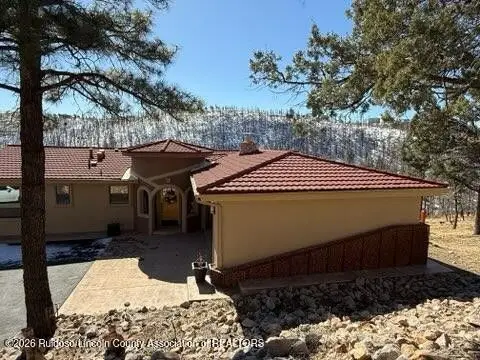 302 Lake Shore Drive, Alto, NM 88312